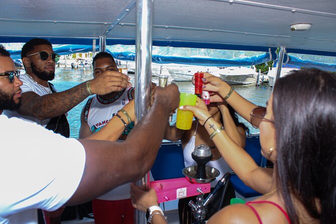 Catamaran Party Boat Cancun - The Biggest Issue: Communication and Schedule Changes
