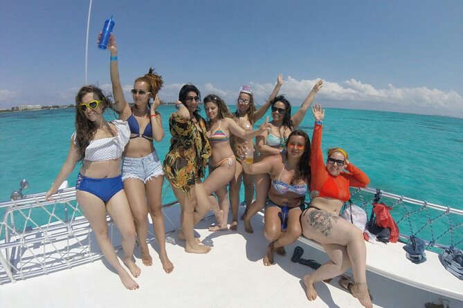 Catamaran Party Boat Cancun - Meeting at Punta Nizuc at Noon