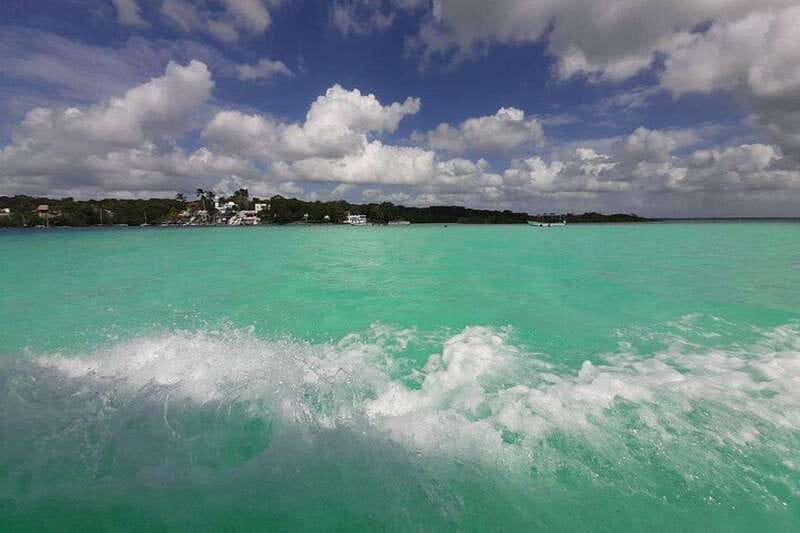 Catamaran party Isla Mujeres with drinks & lunch - Open-sea snorkeling with equipment included