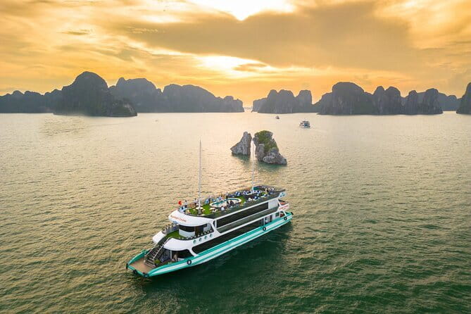 Catamaran Premium Cruise to Halong Bay & Lan Ha Bay in 1 Day Tour - Lan Ha Bay brings the active part of the day