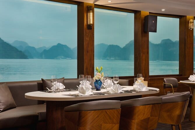 Catamaran Premium Cruise to Halong Bay & Lan Ha Bay in 1 Day Tour - Booking details that can affect your plans