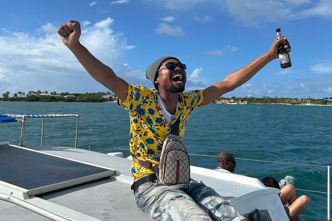 Catamaran private charter - The crew, especially Kareem