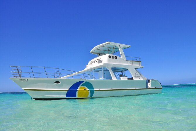Catamaran Private Group Tour - Key points at a glance