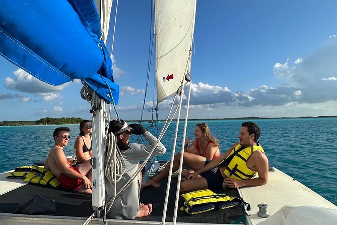 Catamaran Sailboat Bacalar Excursions - Setting out from Velazul Bacalar