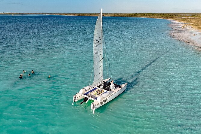 Catamaran Sailboat Bacalar Excursions - Time to relax aboard the Stiletto catamaran