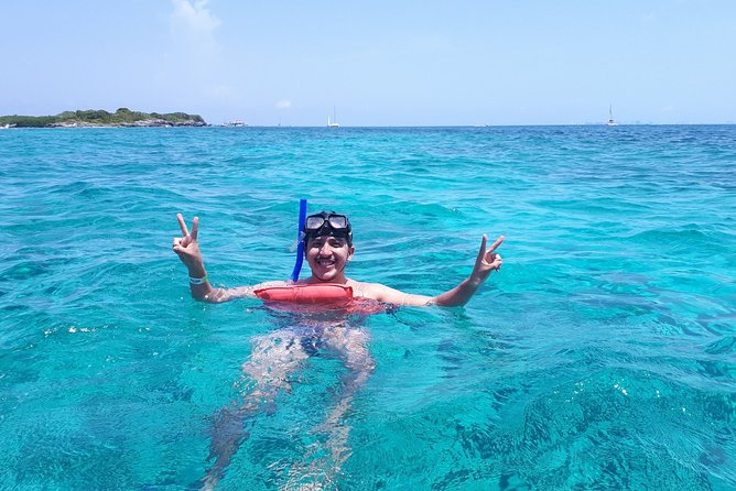 Catamaran Sailing and Snorkeling to Isla Mujeres from Cancun - Timing, meeting point, and practical planning