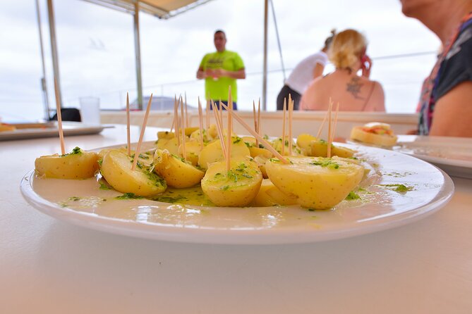 Catamaran Sailing Day To La Graciosa with Lunch - Who should book this La Graciosa cruise?