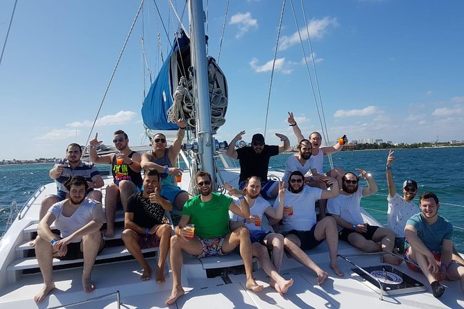 Catamaran Sailing Experience & Snorkeling Tour to Isla Mujeres - Punta Sur and the southern end of Isla Mujeres