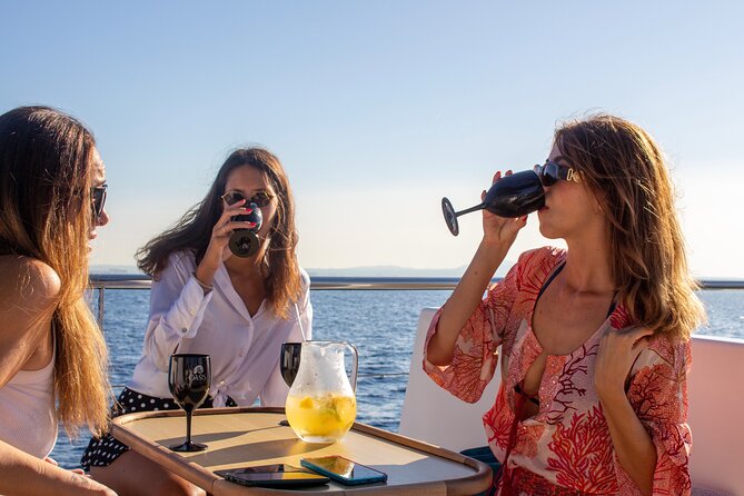 Catamaran Sailing in Palma Mallorca includes Aperitif and BBQ - Key points at a glance