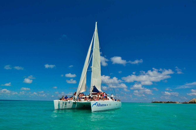 Catamaran Sailing to Isla Mujeres with Snorkeling, Lunch & Open Bar included - A full day on the Caribbean, with a few strings attached