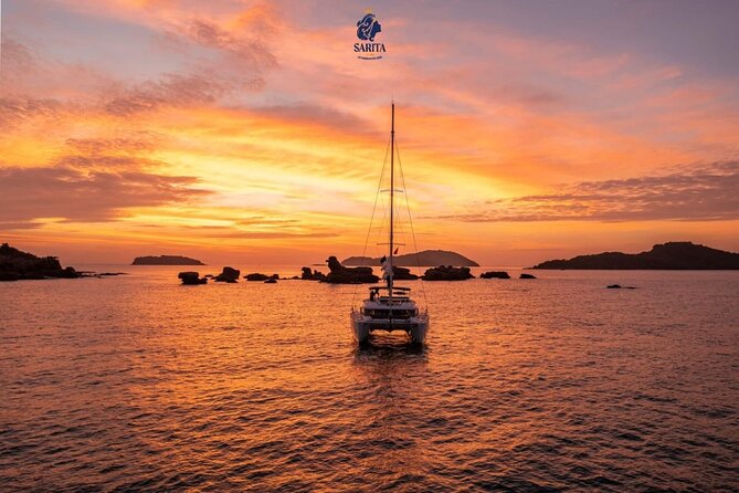 Catamaran Sarita Phu Quoc Private Luxury Sunset Sail - The 5:30 pm sunset near Sunset Town