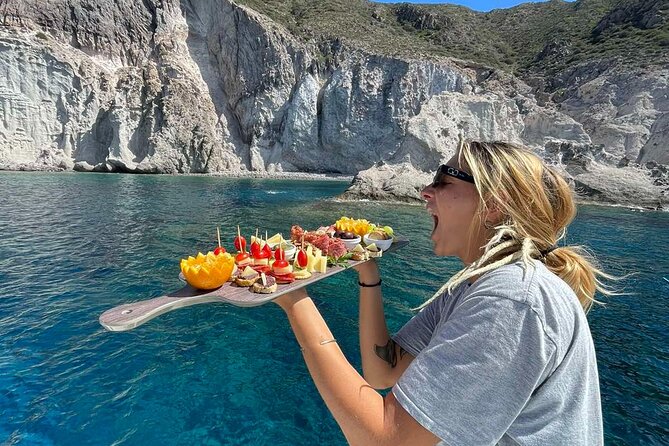Catamaran Semi Cruise Paros Antiparos includes Food and Drinks - Sailing back toward sunset