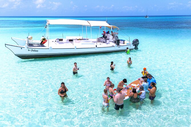 Catamaran Snorkel Adventure to El Cielo and The Money Bar Beach - What the shared boat feels like