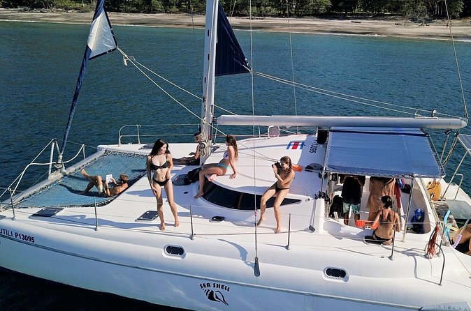 Catamaran Sunset Cruise Tamarindo - Practical details before you book