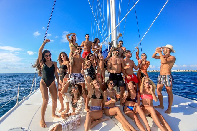 Catamaran to Isla Mujeres Snorkeling Tour with Open Bar and Lunch - The catamaran ride and the crew