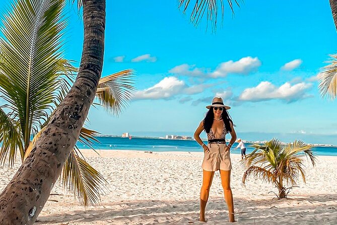 Catamaran to Isla Mujeres with Buffet and Open Bar from Cancun - Free time on Isla Mujeres