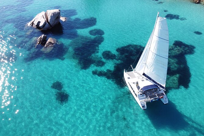 Catamaran tour Archipelago Maddalena (lunch included) - Why a small catamaran changes the day