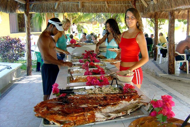 Catamaran Tour from Cancun to Isla Mujeres - Lunch and beach-club time on Isla Mujeres