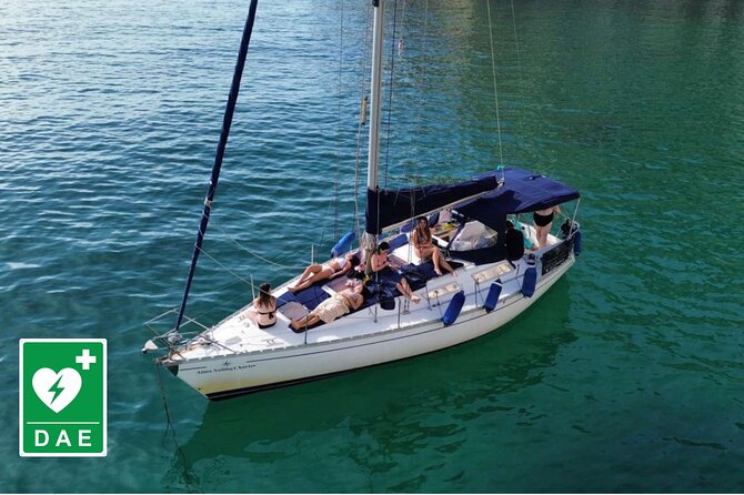 Catamaran tour stops bathing and snorkeling toast with prosecco - Sella del Diavolo and the Gulf of Angels