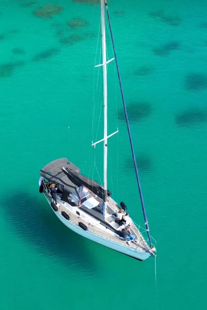 Catamaran tour, swimming, snorkeling, and a Prosecco toast - The Devil’s Saddle is the main event
