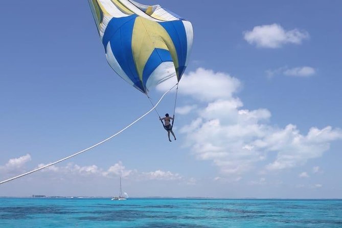 Catamaran Tour to Isla Mujeres from Cancun or Riviera Maya - Meeting the catamaran at Marina Cun Maran
