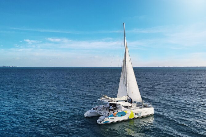 Catamaran Tour to Isla Mujeres Open bar and Lunch - Two and a Half Hours at Albatros Beach Club