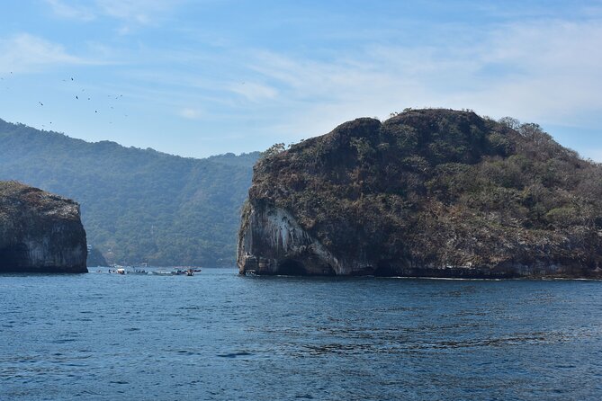 Catamaran Tour to the Arches, Playa las Animas, Snorkeling and more - Los Arcos: two hours near Puerto Vallarta’s famous rocks