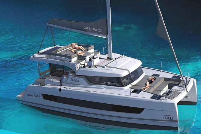 Catamaran trip and overnight stay in Palermo with meals for 8 people - Key details before you book