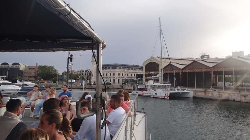 Catamaran trip and visit to the mussel nurseries with a snack - Malvarrosa Beach and the 30-minute photo stop