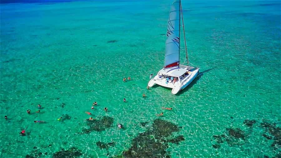 Catamaran Trip to Ile au Cerfs with Lunch and GRSE waterfall - BBQ Lunch With Drinks on the Catamaran