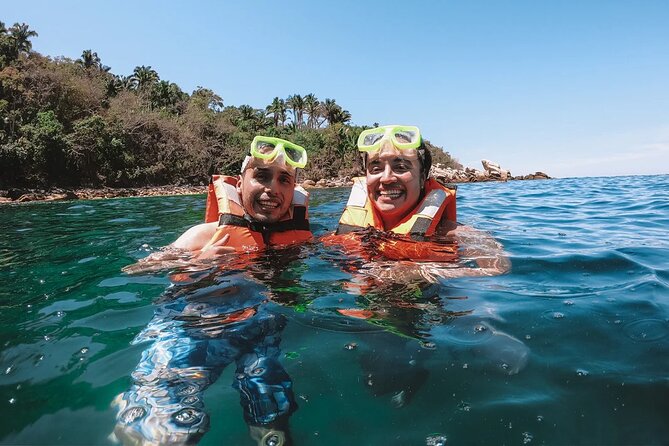 Catamaran Yelapa Beach Tour with Snorkeling, Food and Open Bar - Who should book this Yelapa catamaran tour?