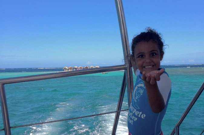 Cayo Arena Catamaran Cruise from Puerto Plata with Lunch - Guided snorkeling around the reef