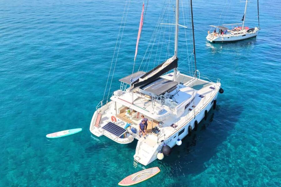 Chania Old Port: All-inclusive Catamaran Trip Agioi Theodori - Sun, shade, and the return sail