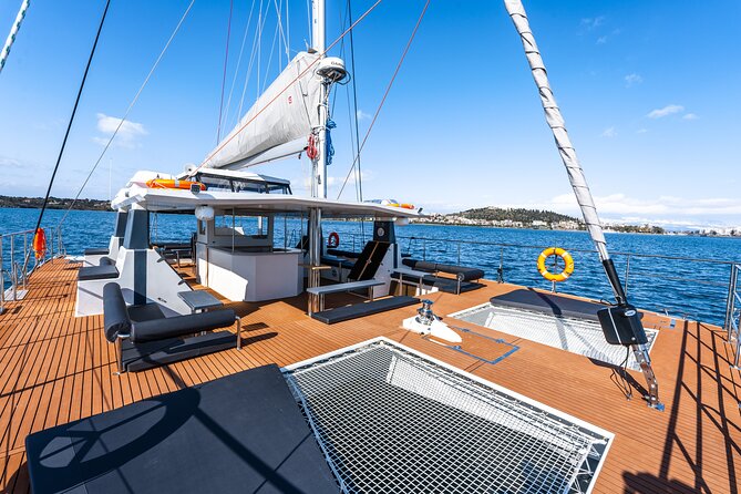 Comfort Max Catamaran Caldera Cruise with BBQ and Drinks - Drinks, music, and the mood on board