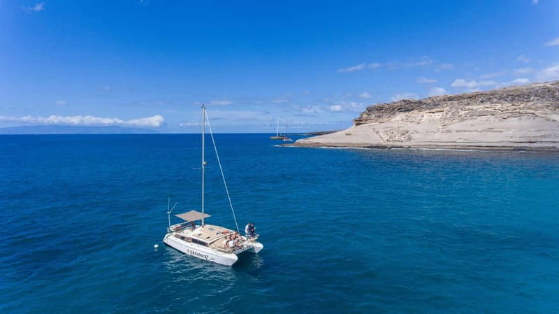 Costa Adeje: Catamaran Tour, Snorkelling, Snacks & Drinks - Snacks, lunch, and drinks on the return sail