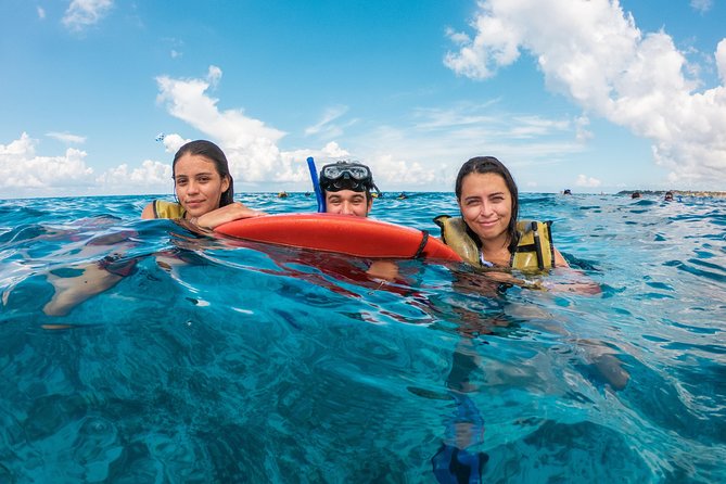 Cozumel Catamaran Snorkeling Tour & lunch - El Cielo Bay and its protected starfish