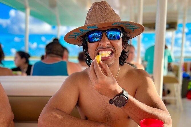 Cozumel Catamaran Tour: Snorkel at Top Reefs & Open Bar - El Cielito Beach and the included meal