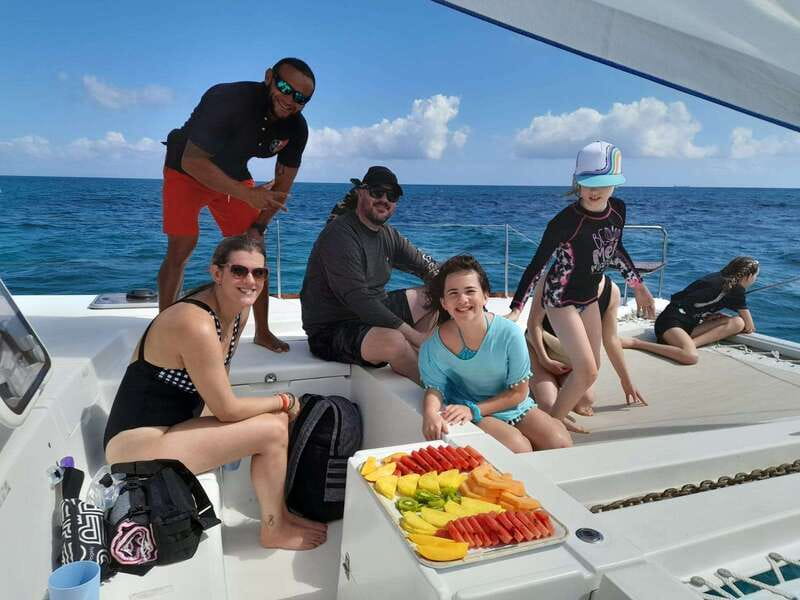 Cozumel: Catamaran Tour To Isla de la Pasión - How the food, service, and group size affect value