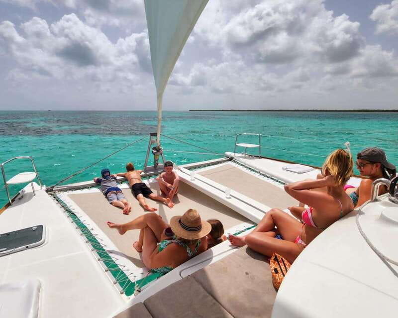 Cozumel: Catamaran Tour To Isla de la Pasión - The catamaran ride and what is served