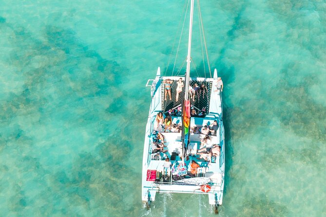 Dakhla Catamaran Tour - Leaving Dakhla with the catamaran crew