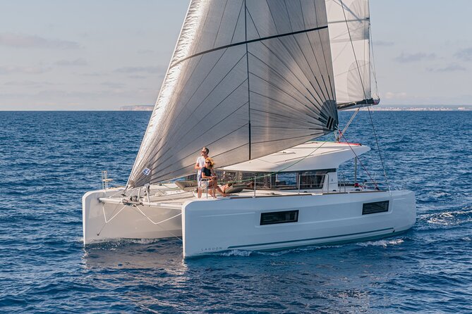Deluxe Private Boats - 40 ft Catamaran - A private boat day instead of a fixed cruise