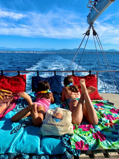Denia: Cova Tallada Catamaran Tour and Swimming Stop - Should you book the Denia catamaran tour?