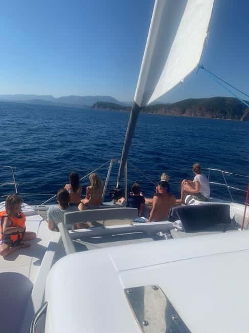 Departure from BRUSC: Half-day catamaran cruise - Sailing past the island of Embiez