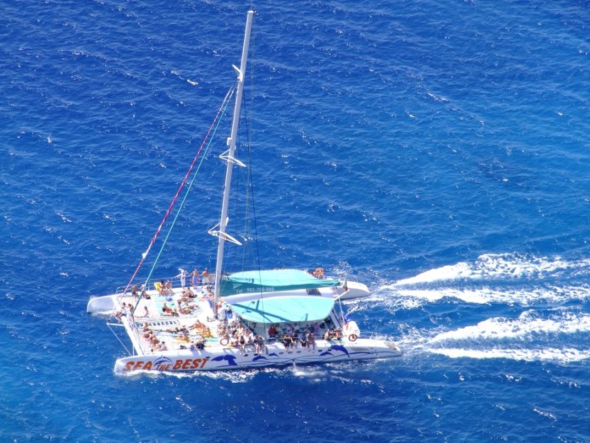 Desertas Islands Full-Day Catamaran Trip from Funchal - Lunch on board and dietary requests