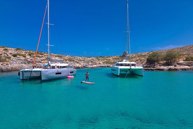 Dia Island Catamaran – Premium Lunch, Open Bar, Small Group - Four hours beside an uninhabited island
