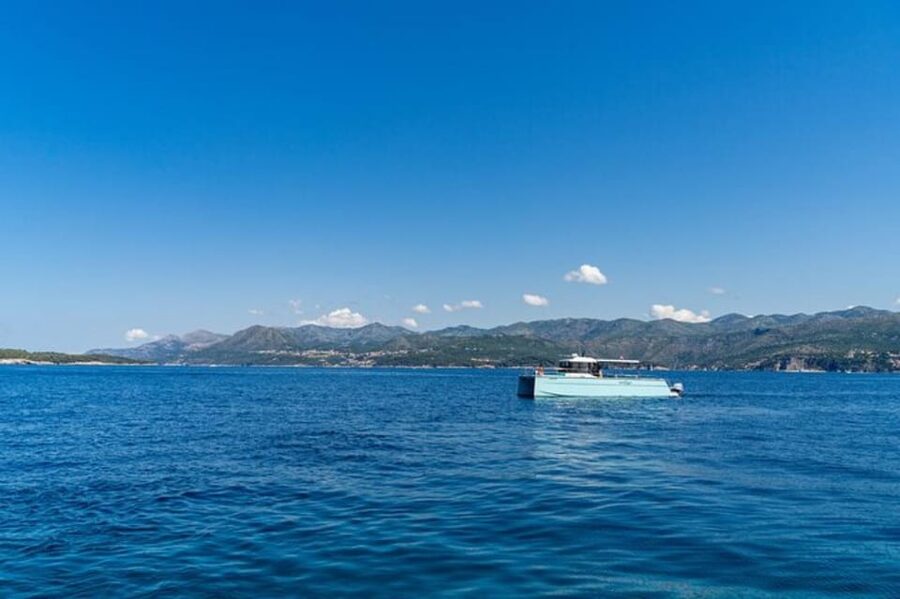 Dubrovnik: Blue Cave Catamaran Tour with Drinks and Snorkel - The best parts of this four-hour cruise