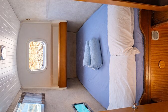 Edel 36 · Private catamaran No Mad – Ibiza & Formentera - The final swim at Cala Jondal