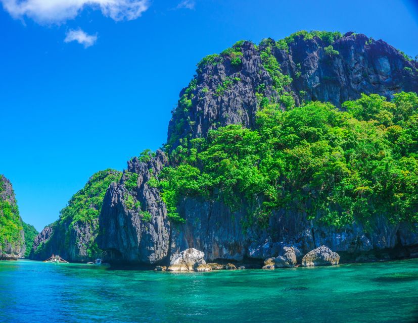 El Nido: Full-Day Premium Island Hopping Catamaran Cruise - FAQ