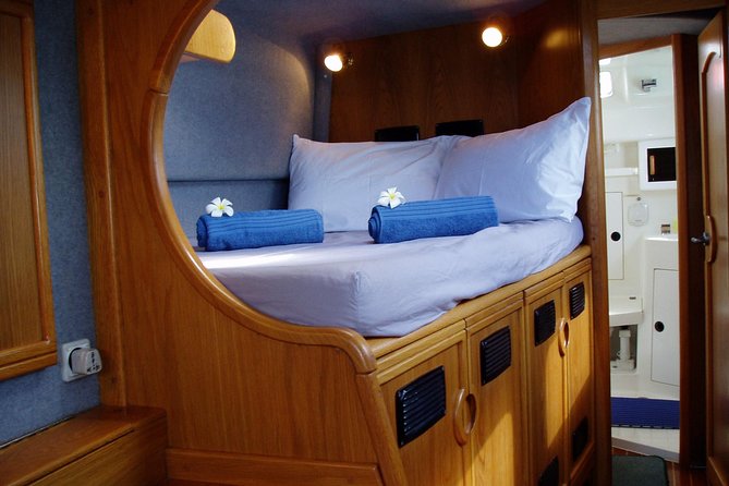 Exclusive private catamaran island hopping experience - What the private format is really worth
