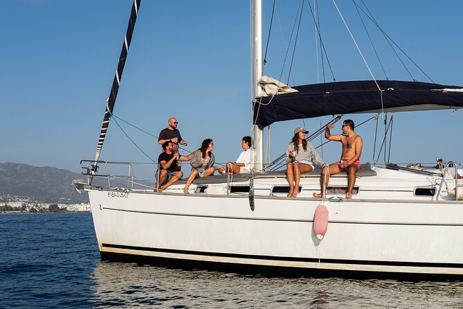 Exclusive private experience in luxury catamaran - Puerto Banús from the Water